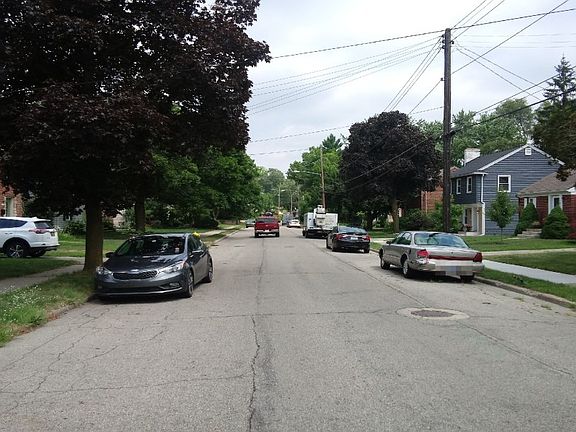 4th image of 1447 Colorado Ave SE