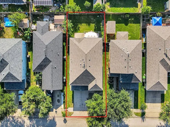 8610 Twillingate Ln, Houston, TX 77040