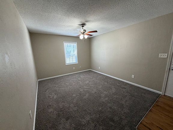 2nd image of 507 Corbin St #C2