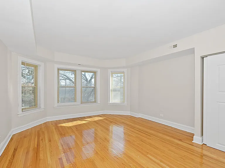 9848 S Walden Pkwy — Photo 5