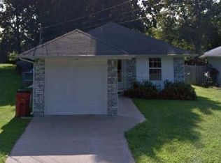 1914 N Drury Ave, Springfield, MO 65802