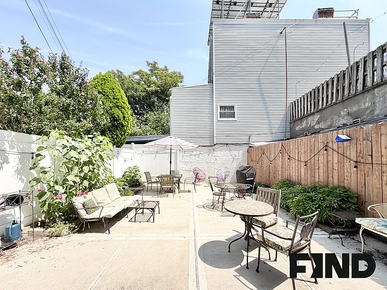609 6th Ave #1 — Photo 21
