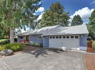 15607 NE Stanton St, Portland, OR 97230