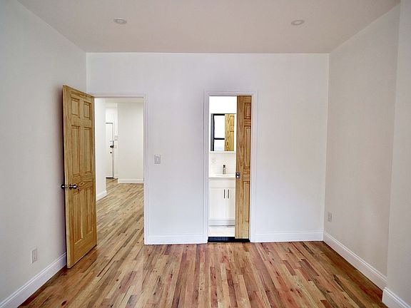 2nd image of 14 Orchard St APT 3I