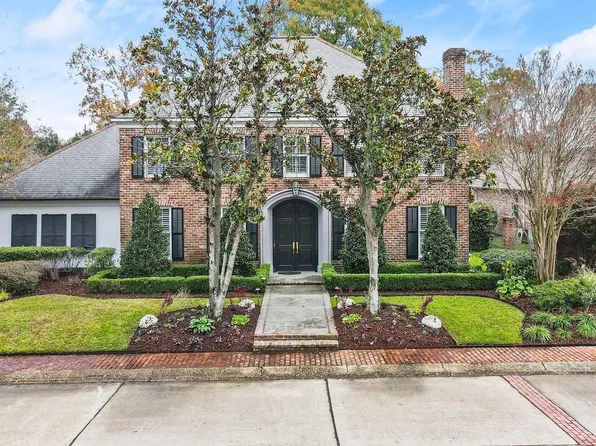 2125 Rue Bienvenue, Baton Rouge, LA 70809