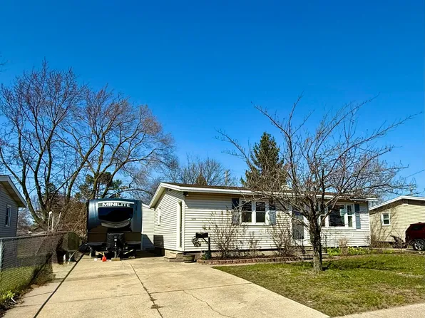 1425 Colfax Ave, Grand Haven, MI 49417