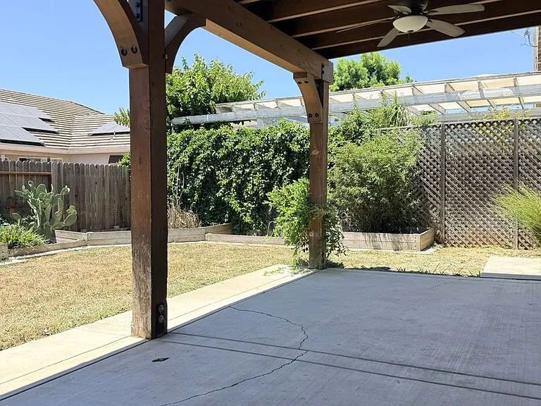 1326 Tide Dr — Photo 41