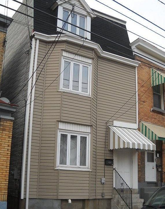 Exterior. row/end house.