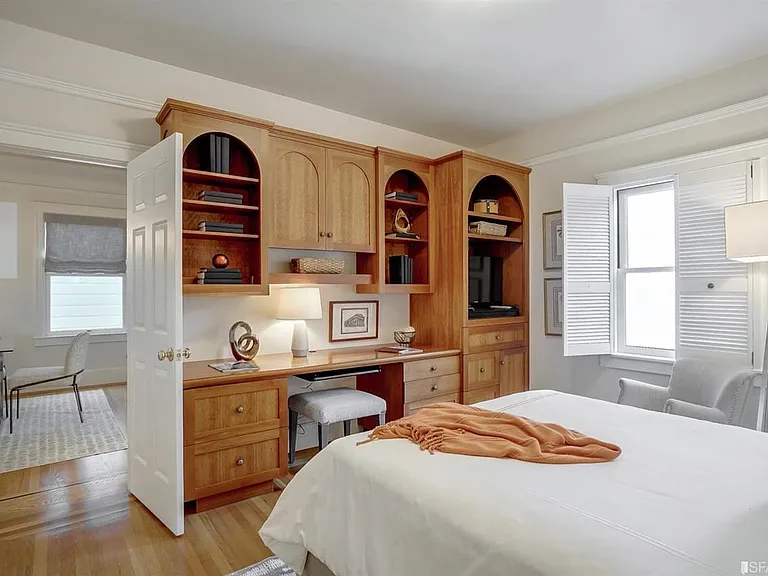 256 Mallorca Way — Photo 7