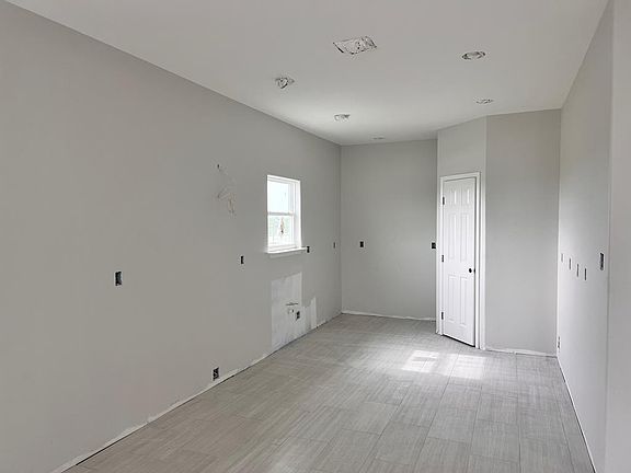 5th image of 41 Copano Ridge Rd