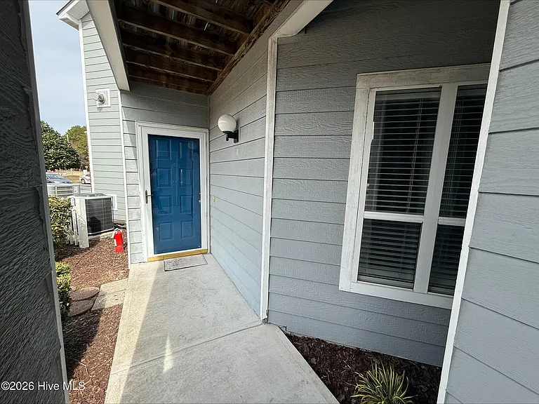107 Breezewood Dr #A — Photo 2
