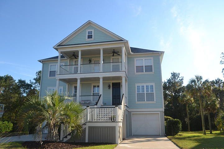 1st image of 3044 Riverwood Dr