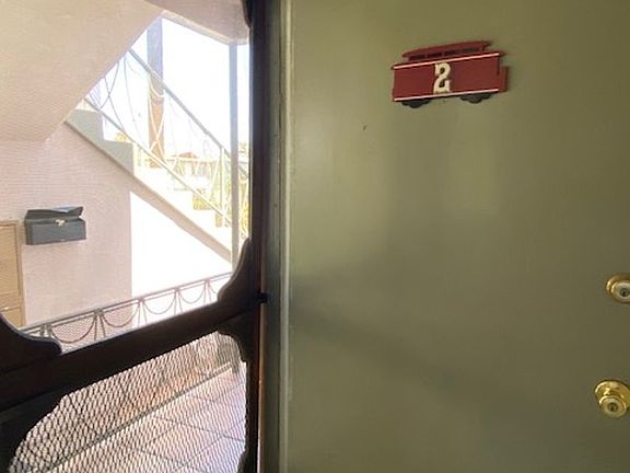4th image of 4616 Florida St APT 2