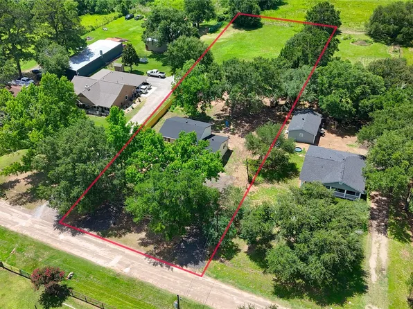 31511 Charter Ln, Waller, TX 77484