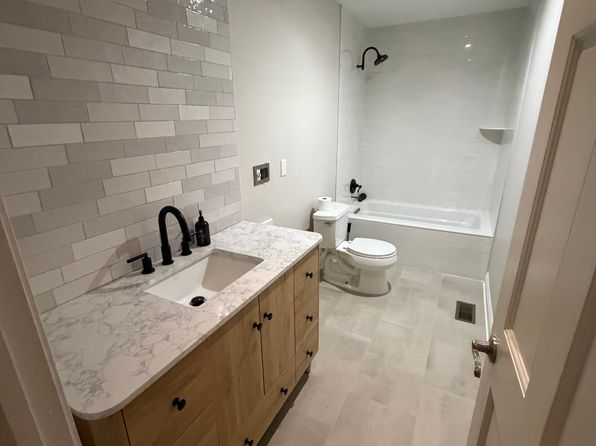 8503 Twin Pointe Cir