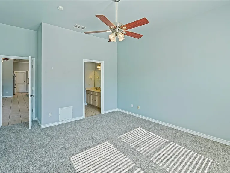 15410 Grass Cay Ct — Photo 24