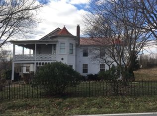 427 Ridge Rd, Shenandoah Junction, WV 25442