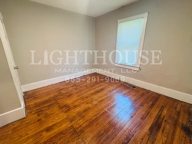 4129 Holston Dr — Photo 7