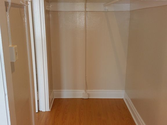 3rd image of 415 Pierce St APT 5