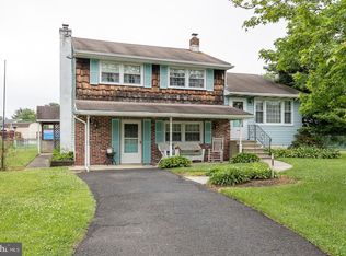 3100 Midway Ln, Bristol, PA 19007