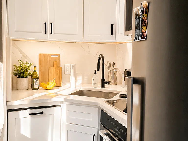 105 Charles St #6 — Photo 4