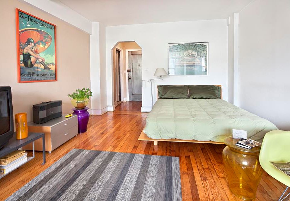 2nd image of 249 8th Ave #8F