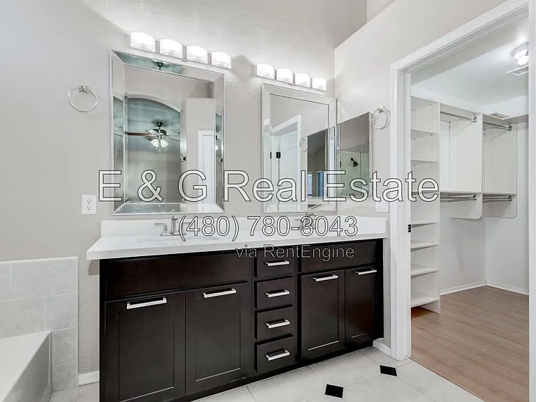 10270 E Blanche Dr — Photo 7