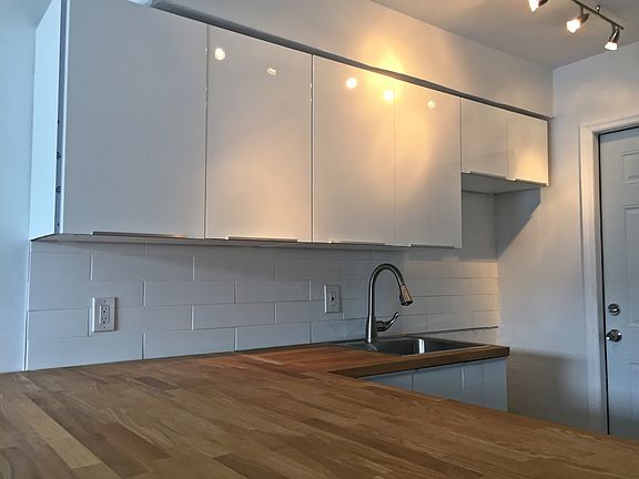 4th image of 728 NE 128th St