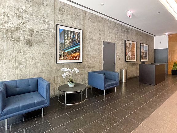 2nd image of 1620 S Michigan Ave Unit 412