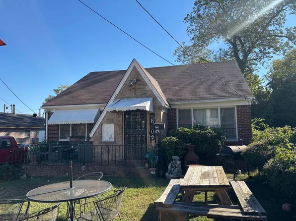 370 Boyd St, Memphis, TN 38126