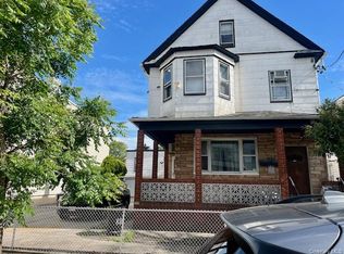 8032 90th Ave, Woodhaven, NY 11421