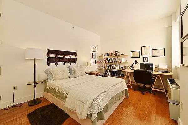 Sold by Level Group | media 6