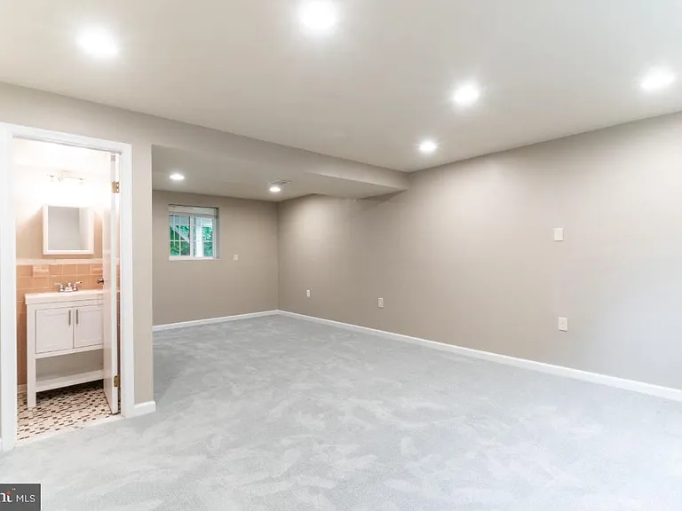 5906 Oak Leather Dr — Photo 27