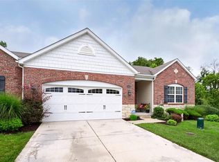1700 Ridgemont Ct, Saint Louis, MO 63146