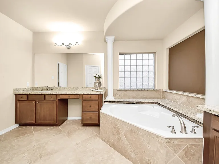 3422 Stone Springs Dr — Photo 21