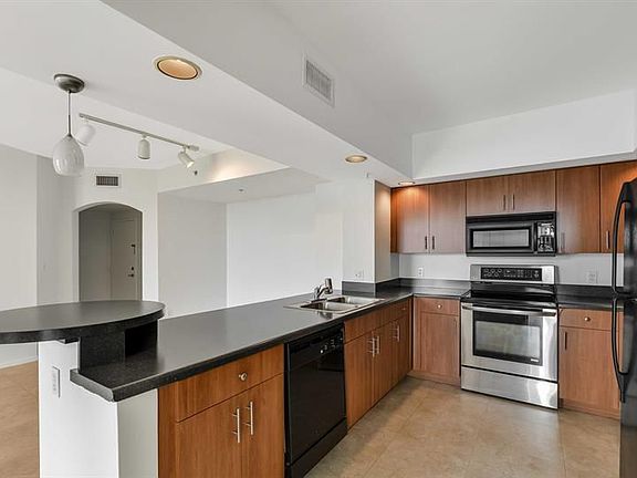 5th image of 100 N Federal Hwy APT 734