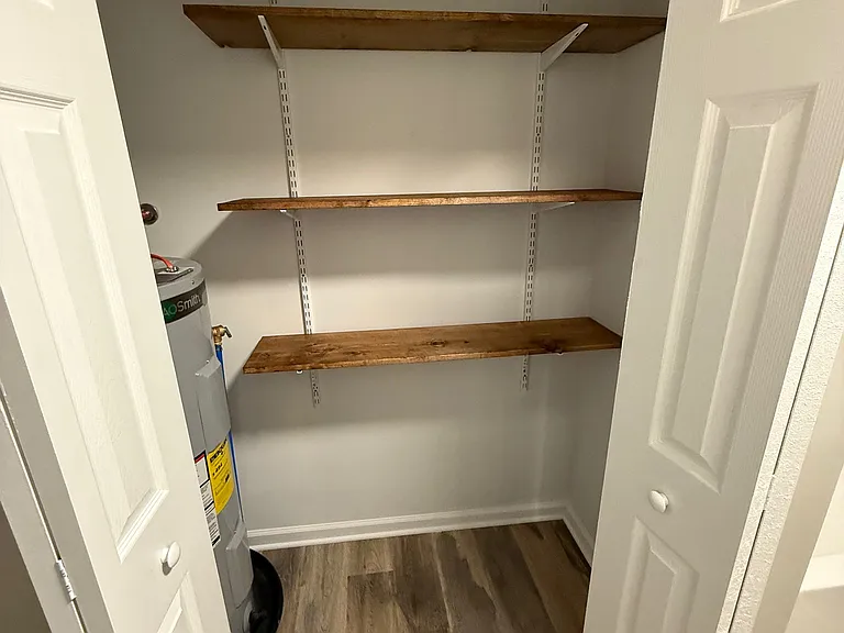 4606 Mountain Crest Dr — Photo 14