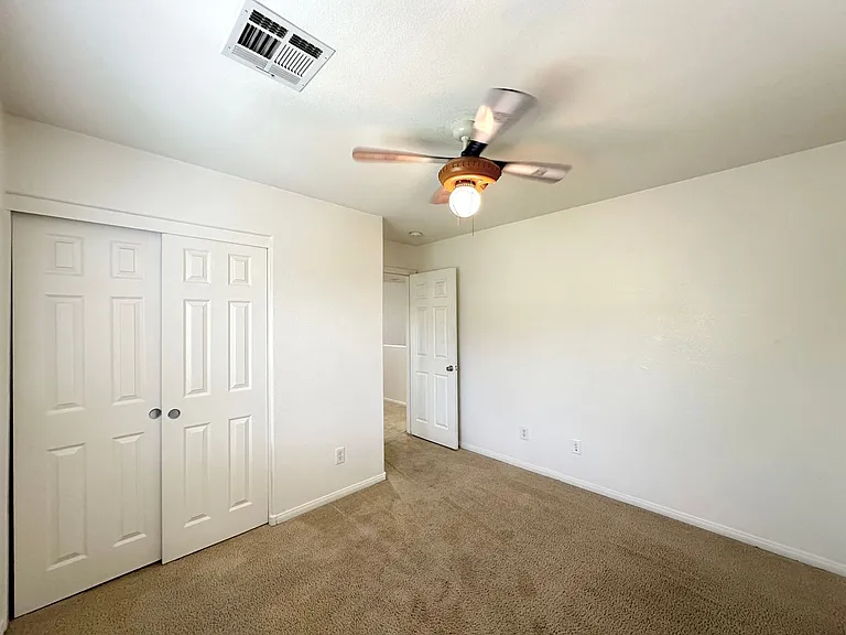 560 Playa Linda Pl — Photo 19