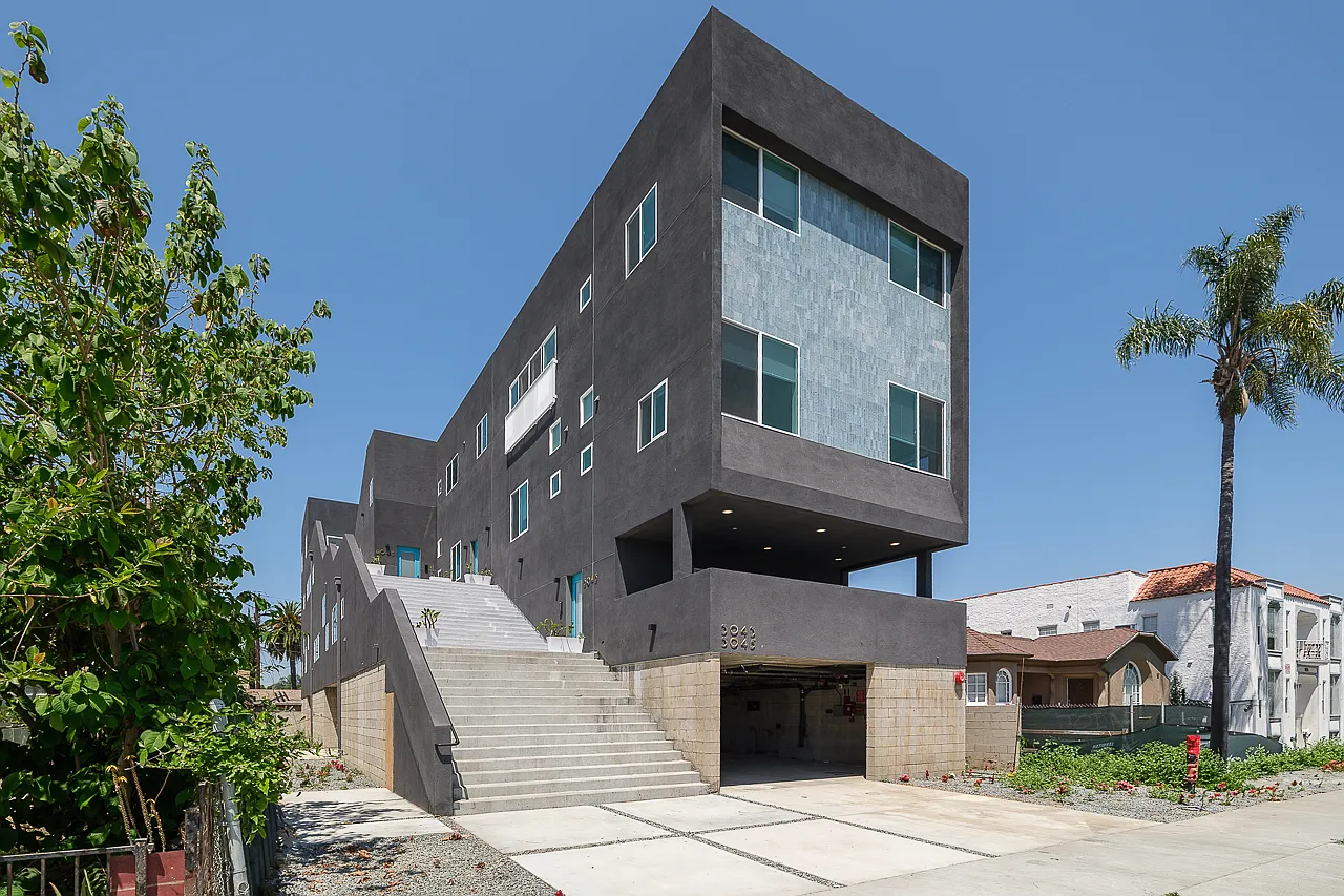 3045 West Boulevard - 2E-L — Photo 3