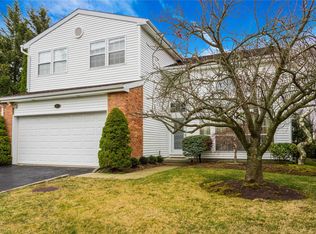 23 Hamlet Dr, Commack, NY 11725