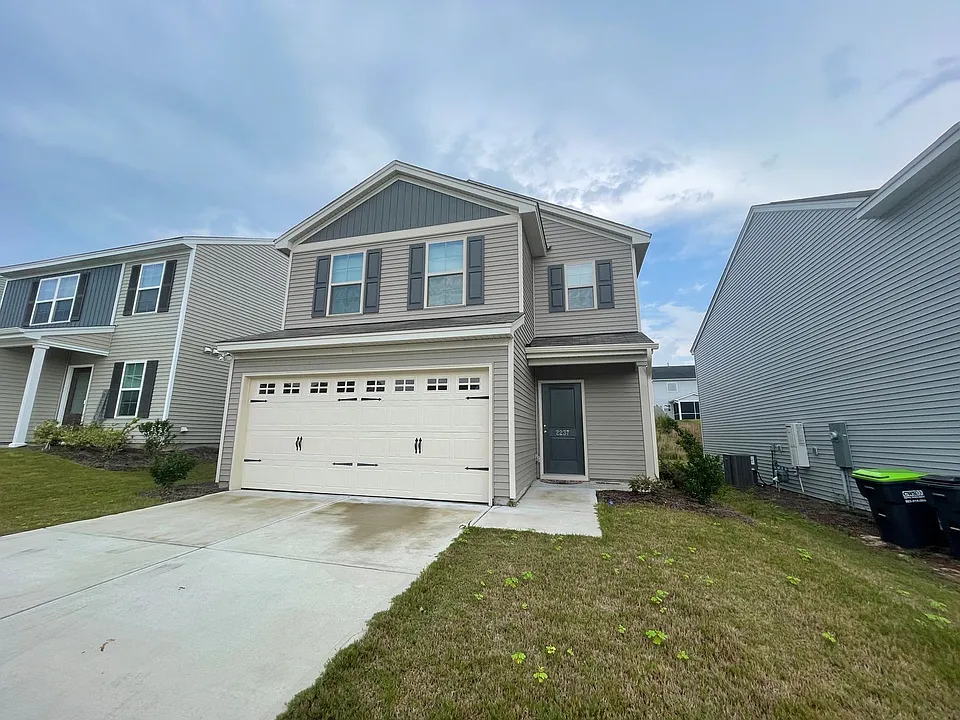2237 Trakand Dr