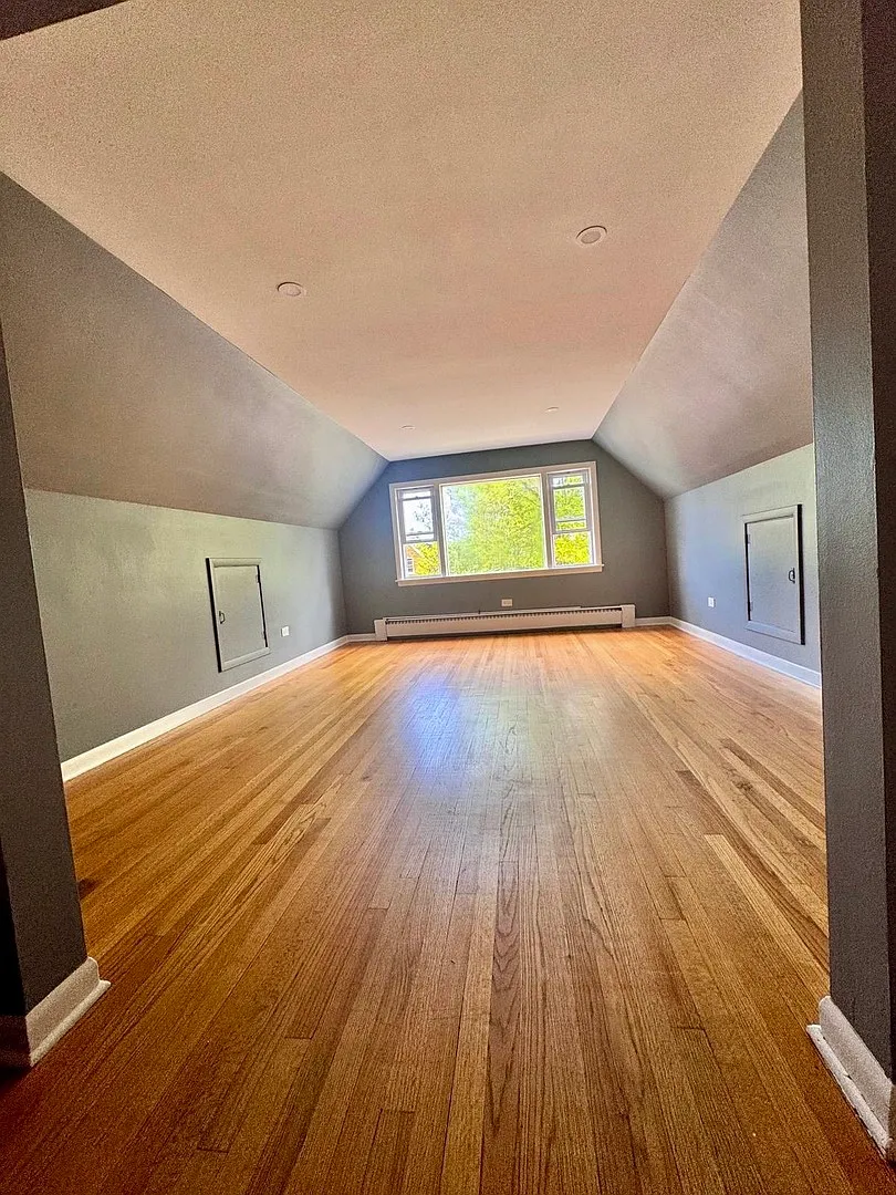 Building Photo - 4736 S Tripp Ave #2