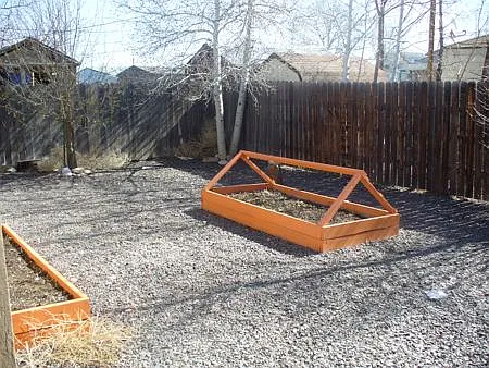 857 N Pine St — Photo 3