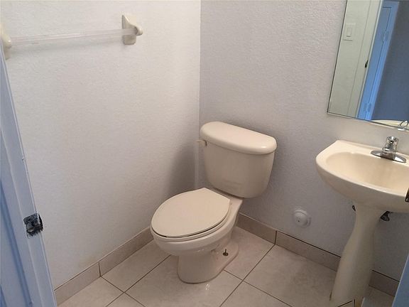 3rd image of 2251 NW 136th Ter