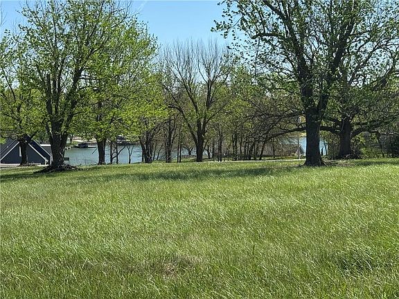 5th image of LOT 2500 Lake Viking Ter