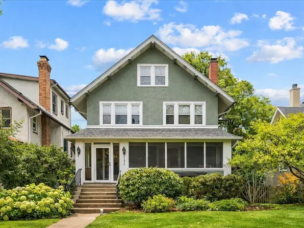 1036 Ashland Ave, Wilmette, IL 60091