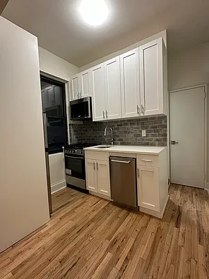 Rented by Peter R. Hungerford, LREB | media 1