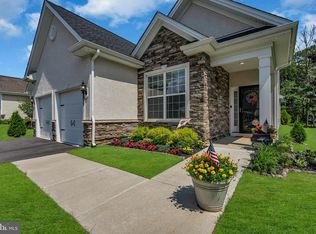 3800 Dorchester Dr, Williamstown, NJ 08094