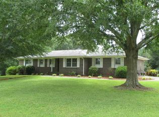 220 20th St NE, Oneonta, AL 35121