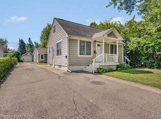 933 Boston Ave #2, Waterford, MI 48328